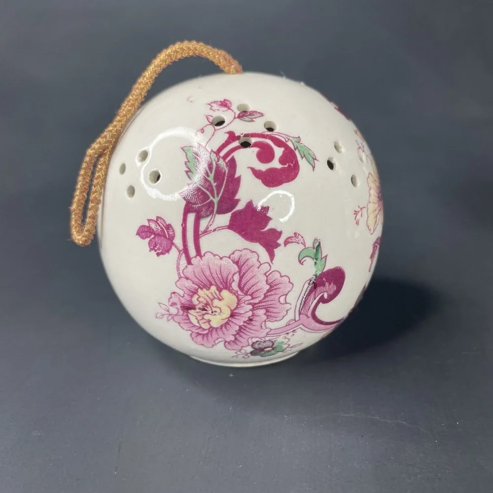 Vtg Floral Scentomander by Andre Richard Spice Potpourri Hanging Pomander 2 1/2